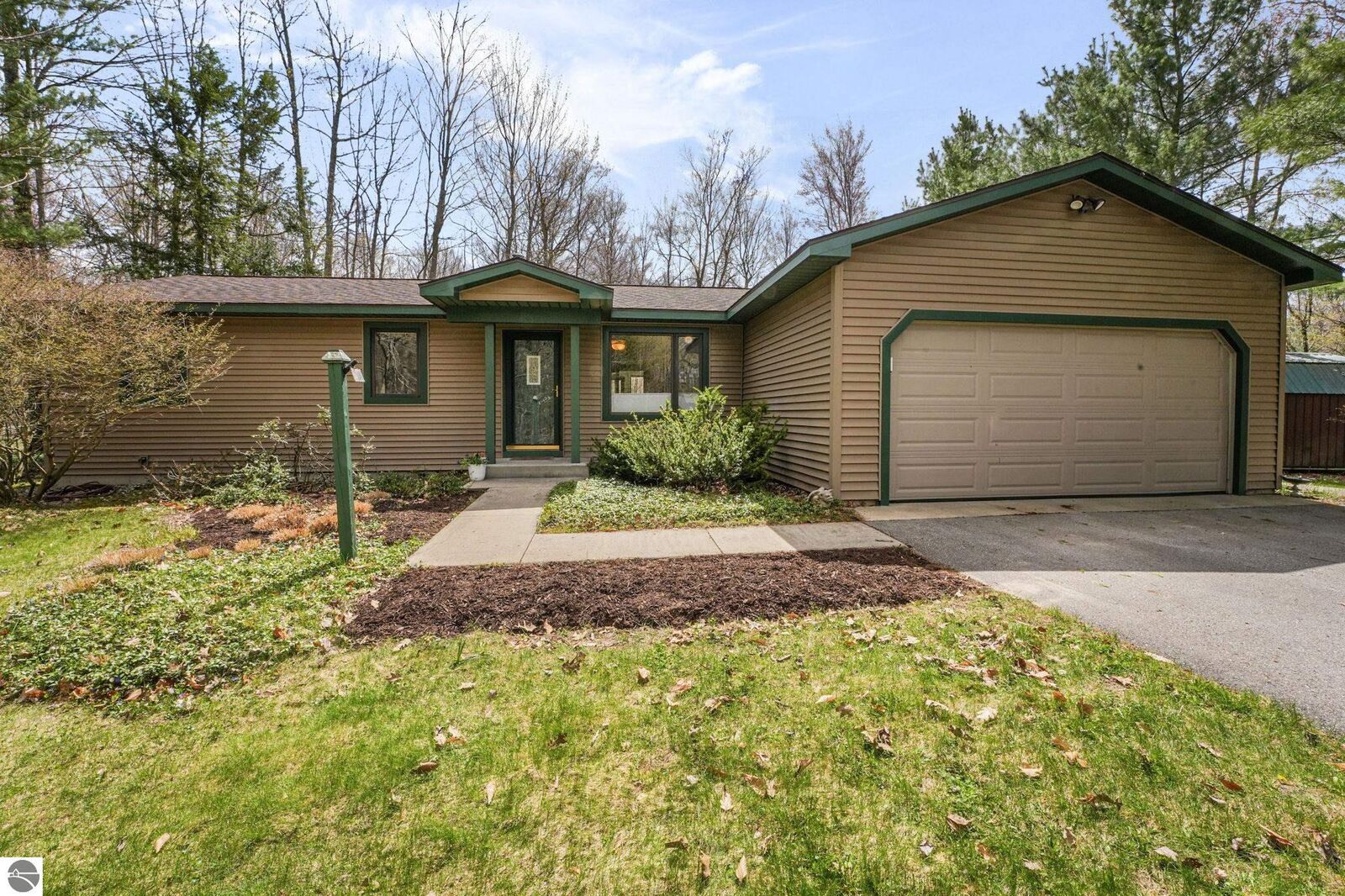 Property Photo:  9375 Amidon Drive  MI 49684 