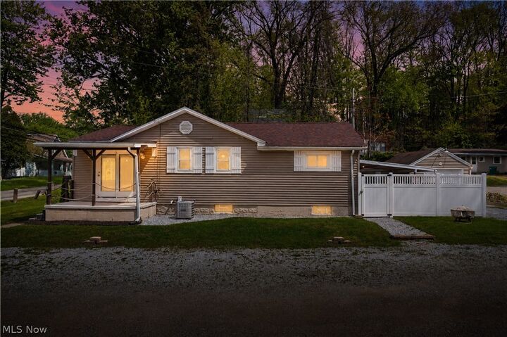 Property Photo:  3771 S Turkeyfoot Road  OH 44319 