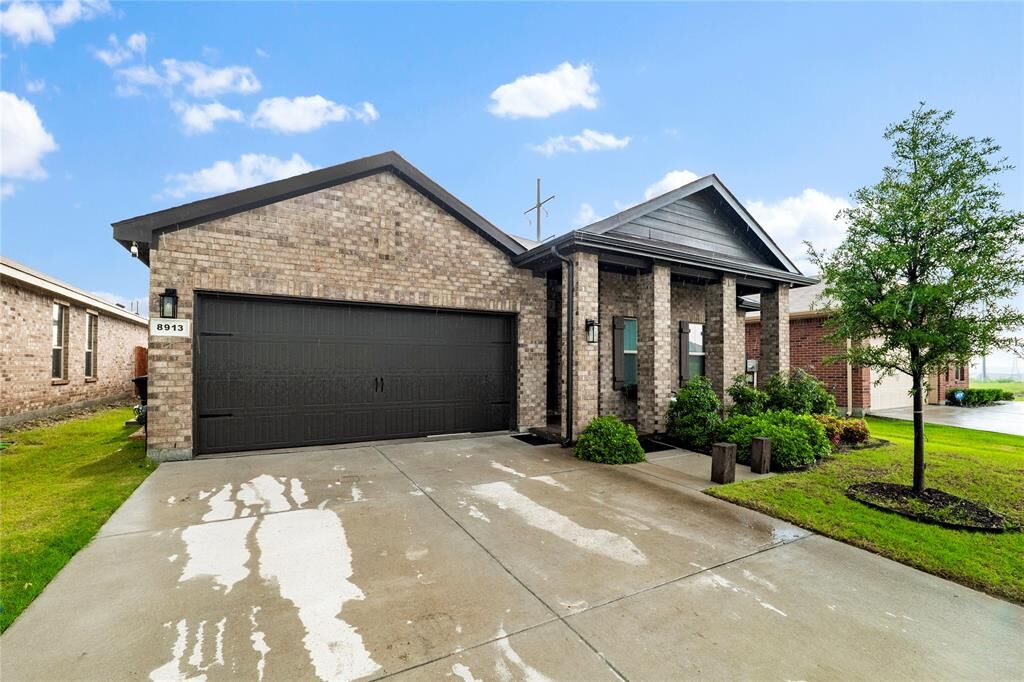 Photo de la propriété:  8913 Timber Gulch Circle  TX 76179 