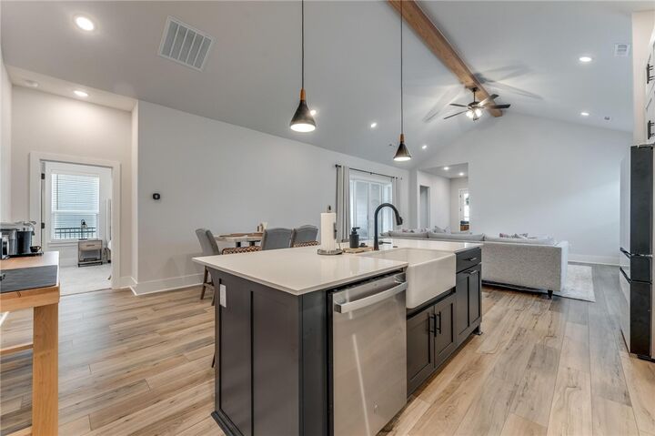 Property Photo: 6807 Autumn Avenue AR 72762