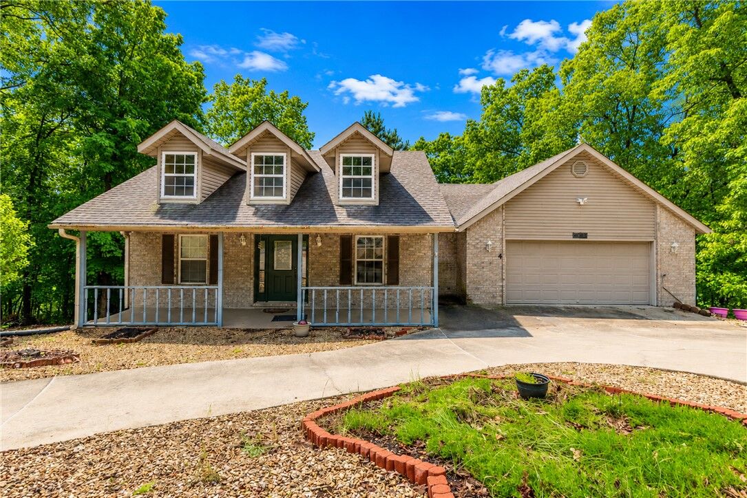 Property Photo: 4 Settle Lane AR 72714