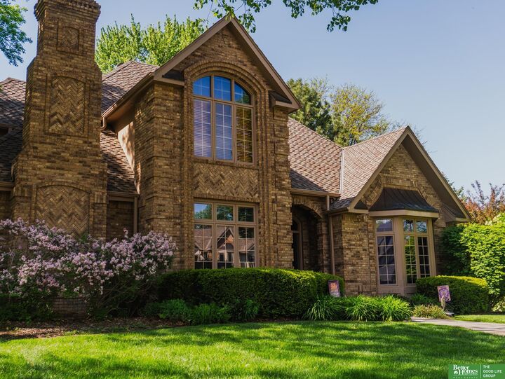 Property Photo:  21516 Arbor Street  NE 68022 