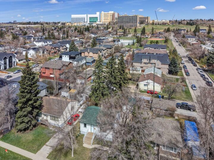 Property Photo: 3432 3 Avenue NW AB T2N 0M3