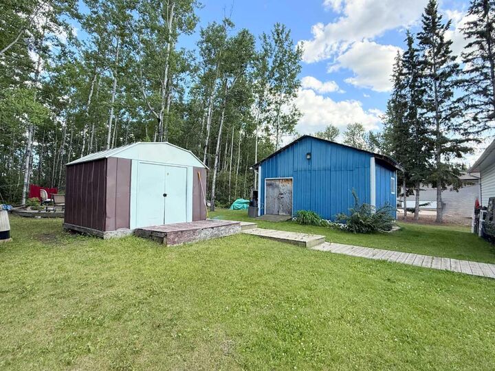 Property Photo: 660022 Range Road 225.5 13 AB T9S 2B7