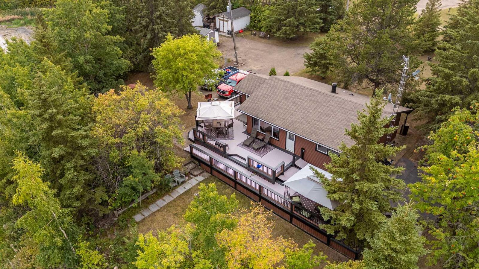 Property Photo:  520051 Sk-17  AB T9V 2Z9 