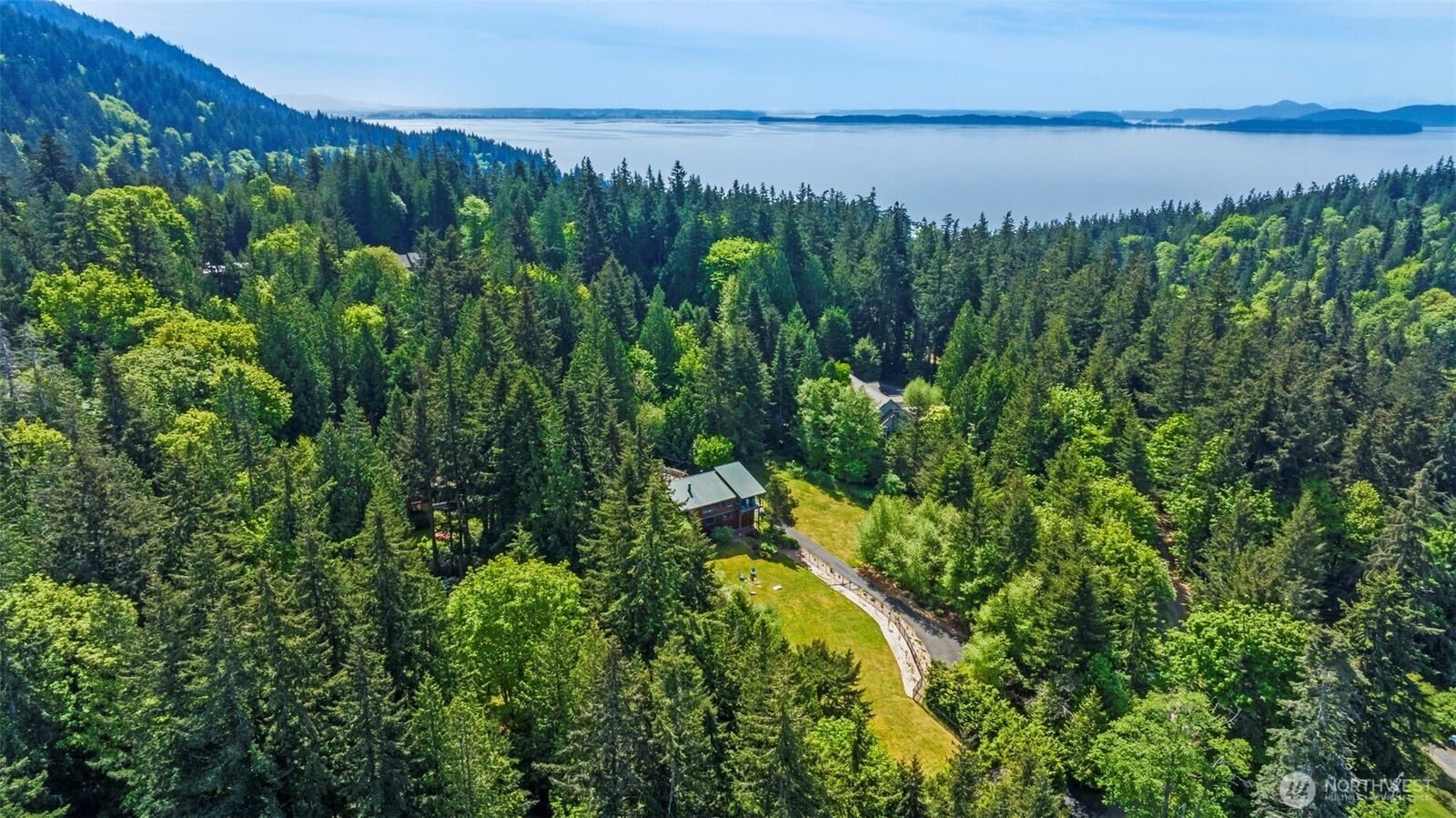 Property Photo:  532  Whitecap Road  WA 98229 