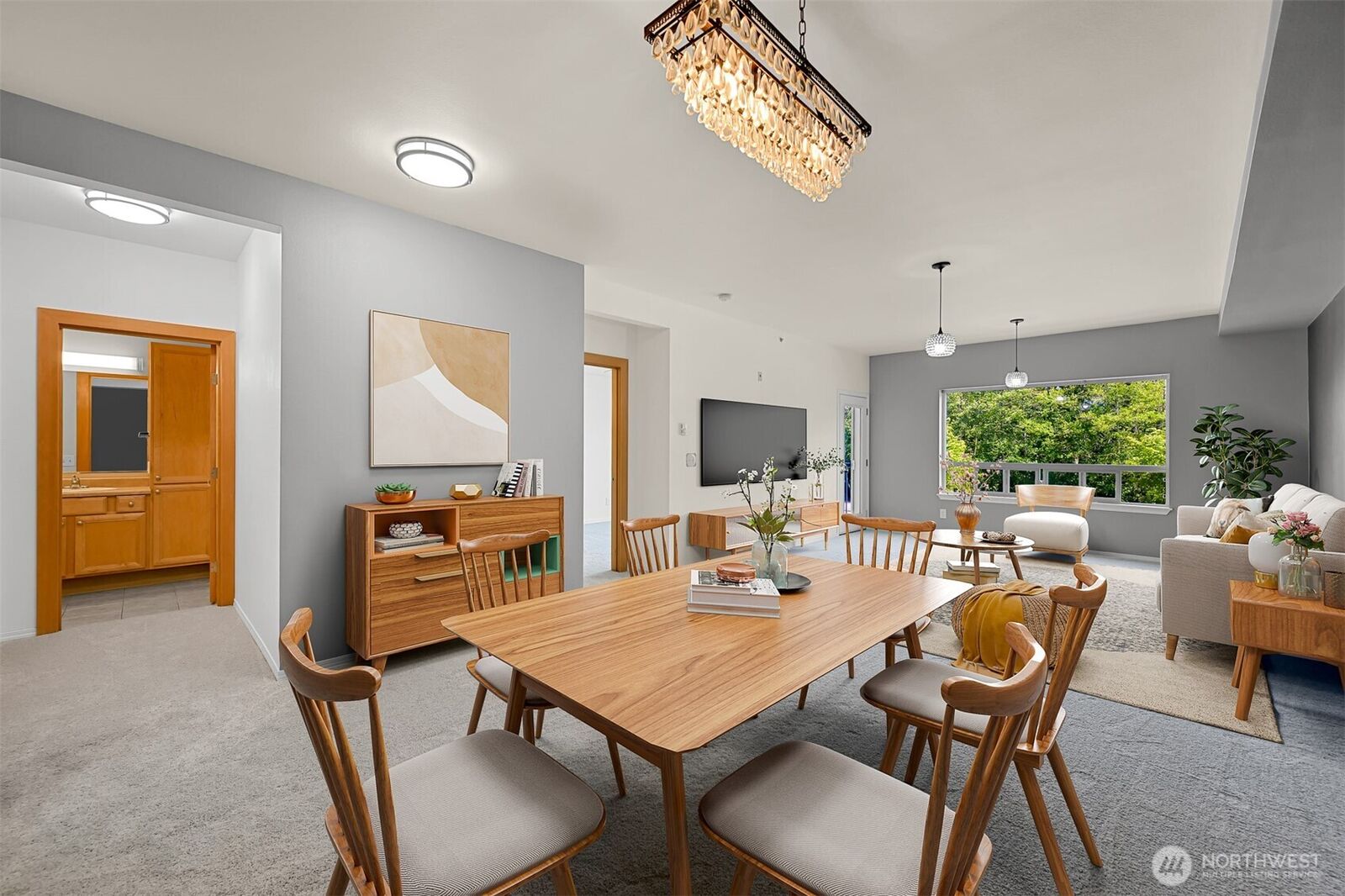 Property Photo:  504  Darby Dr 203  WA 98226 
