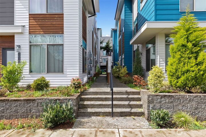 Property Photo:  8015  Mary Avenue NW D  WA 98117 