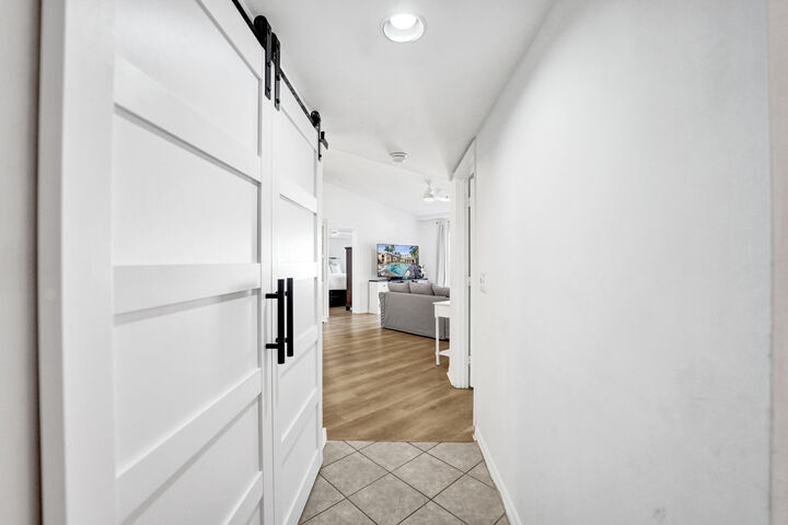 Property Photo:  2125 SE 10th Avenue 1008  FL 33316 