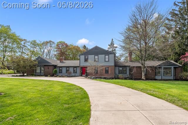Property Photo:  3937 Englewood Court  MI 48323 