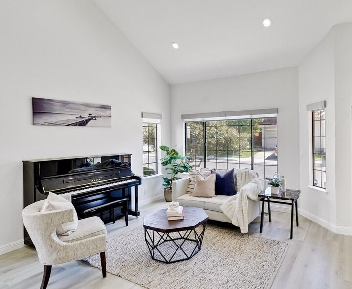 Property Photo:  43382 Livermore Common  CA 94539 