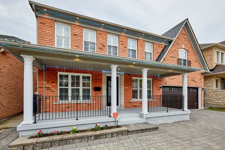 Property Photo:  7 Schoolbridge Street  ON L1T 4Z2 