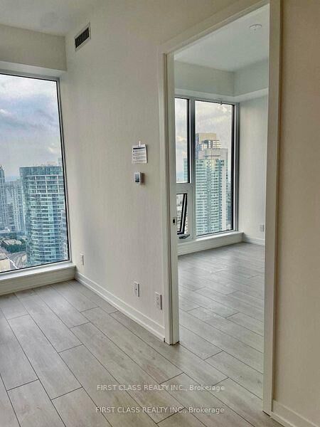 Property Photo: 55 Mercer Street 3215 ON M5V 3W2