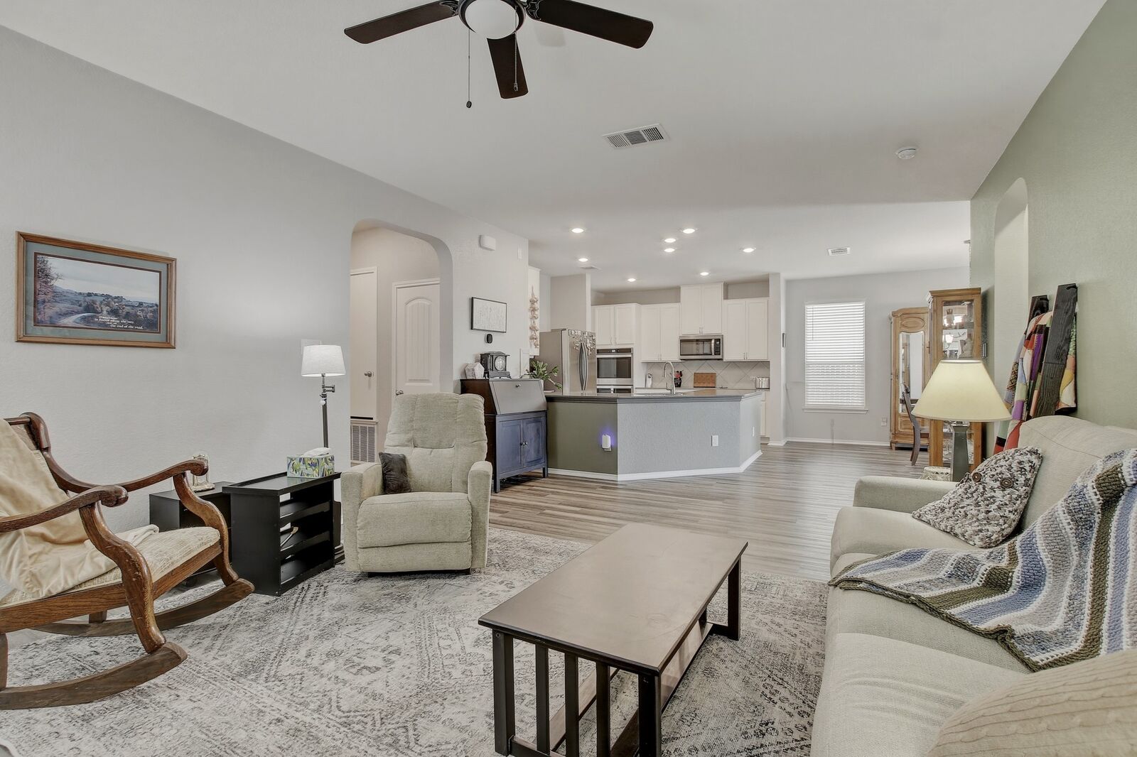 Property Photo: 158 Wilhem Way TX 78640