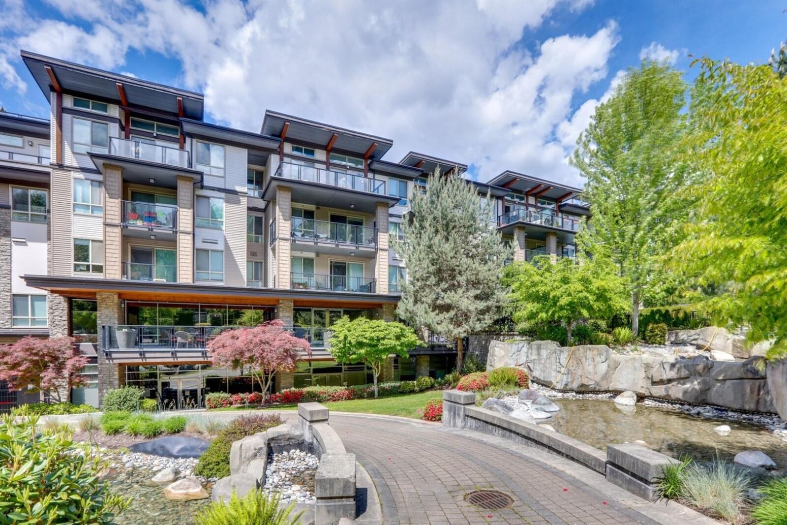 Property Photo: 7478 Byrnepark Walk 308 BC V3N 0B5