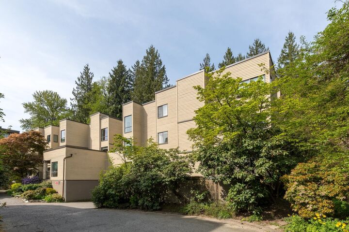 3275 Mountain Highway 212 — photo 1