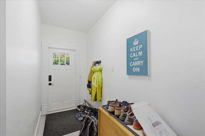 Property Photo: 14 W 14th Avenue BC V5Y 1W6