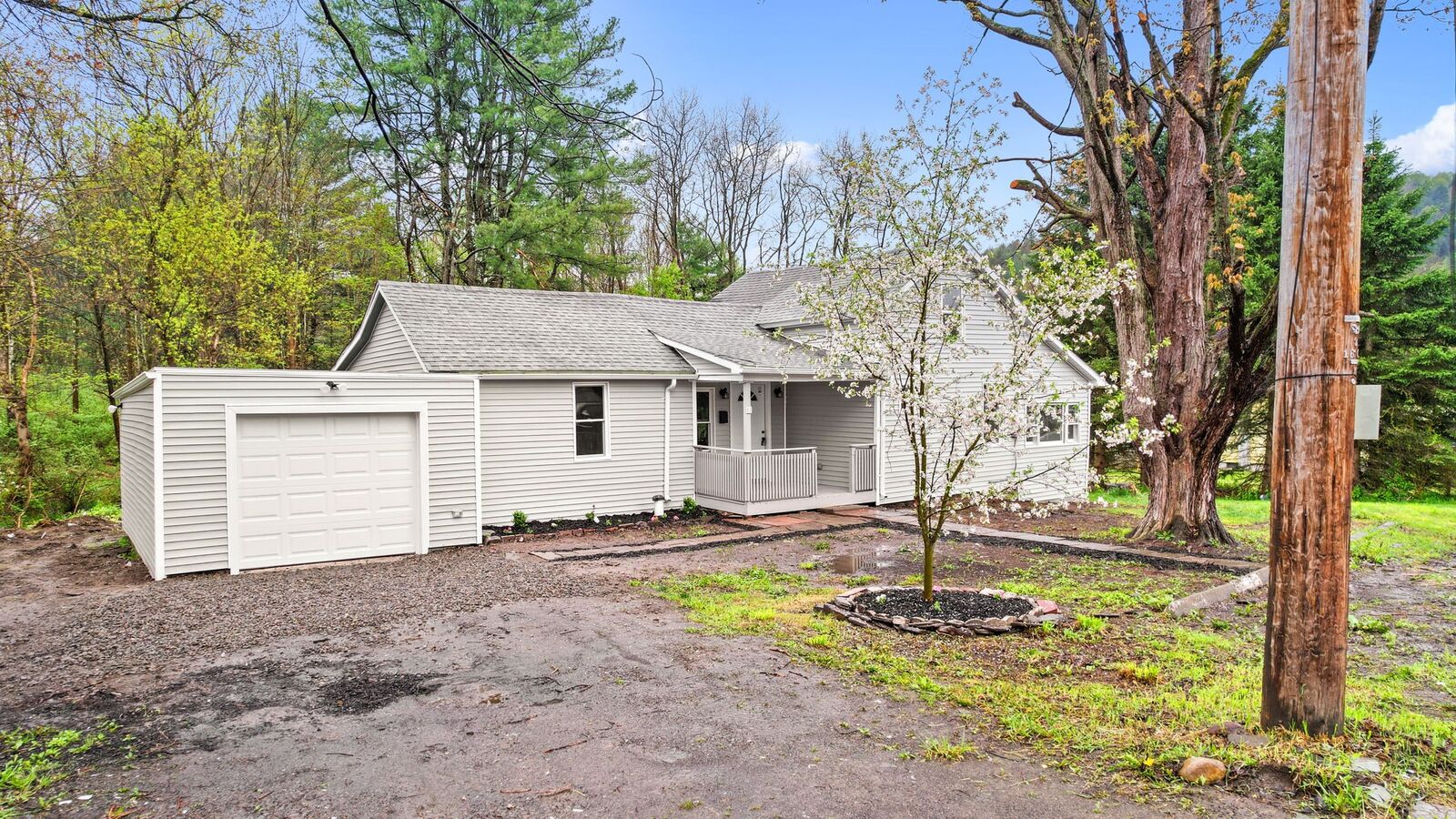 Property Photo:  18 Hancock Rd Road  NY 13833 