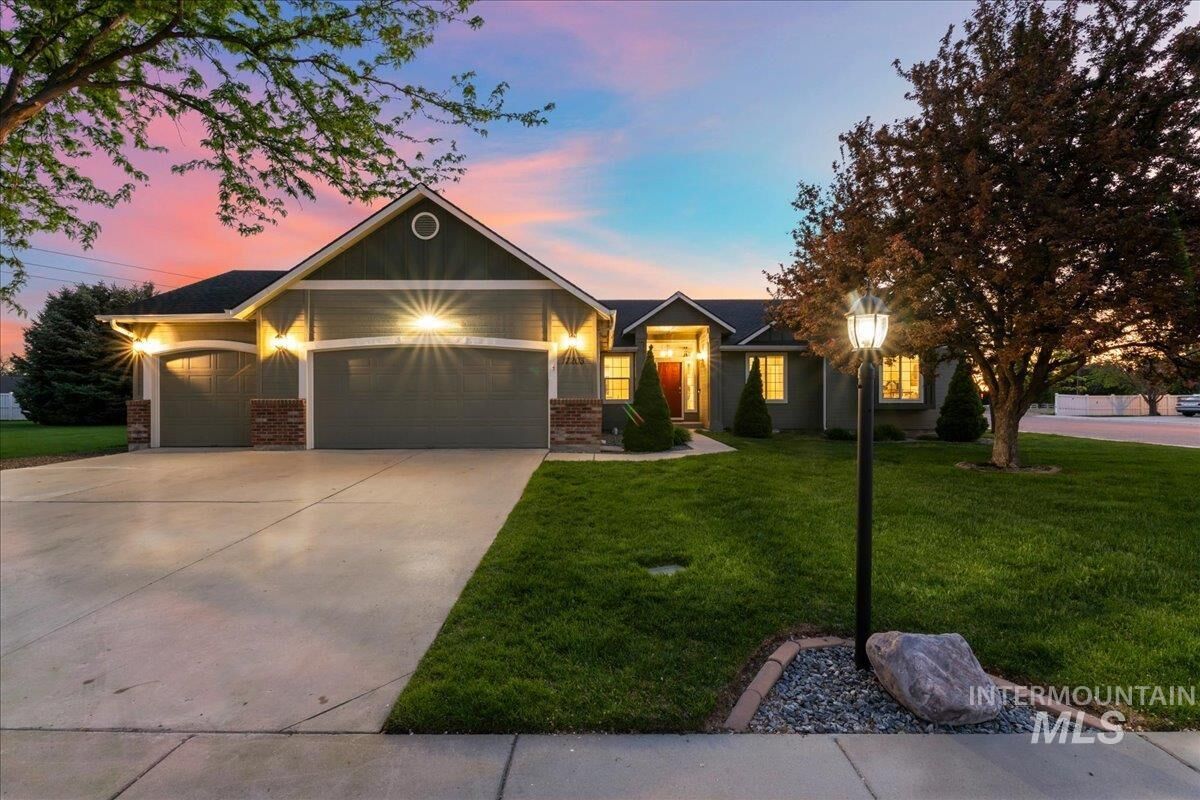 Property Photo:  17203 N Midsummers Lane  ID 83687 