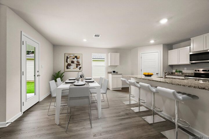 Property Photo: 5362 Gallantry Court LA 70811