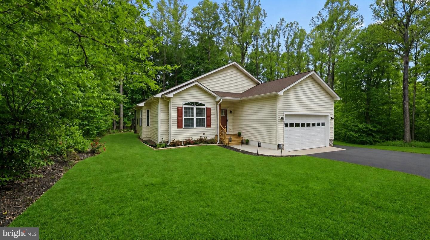 Property Photo: 2602 Lakeview Parkway VA 22508