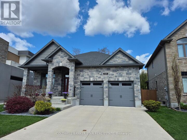 Property Photo:  2426 Red Thorne Avenue  ON N6P 0E7 