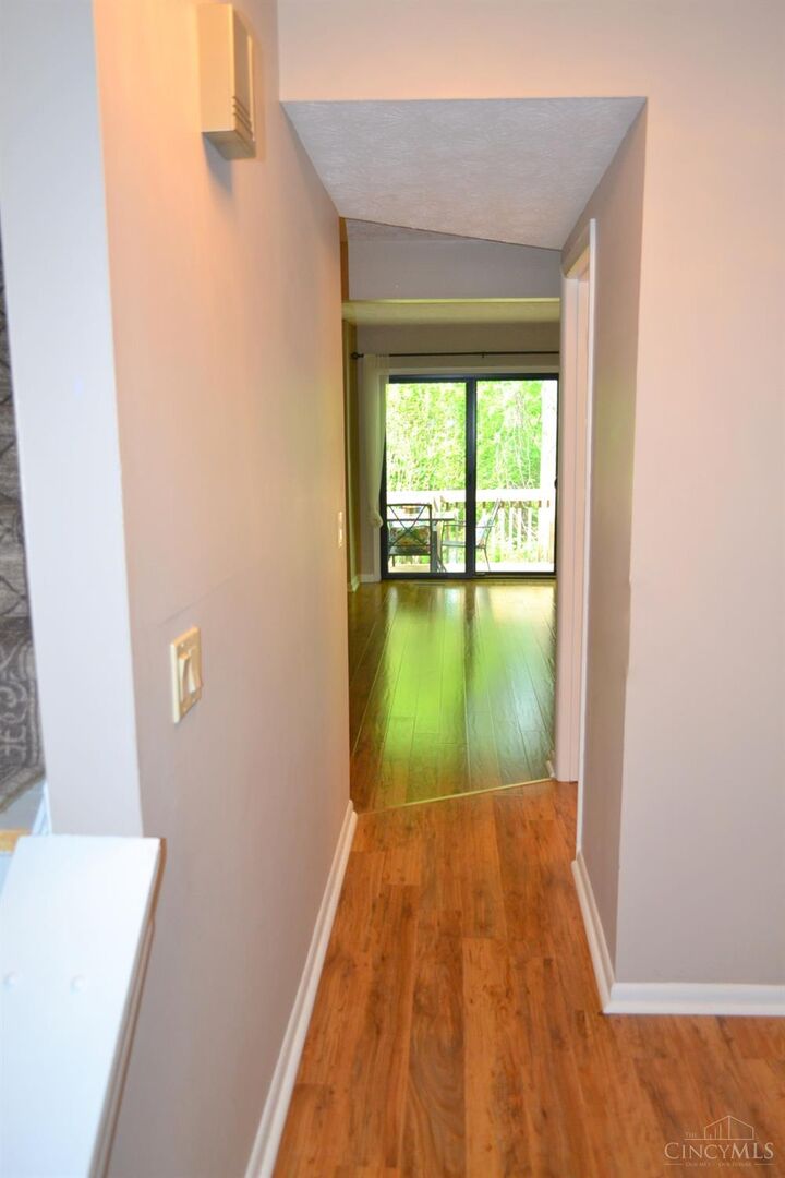 Property Photo:  1040 Crisfield Drive  OH 45245 