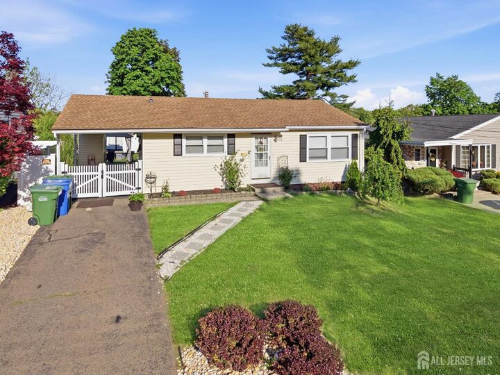 Property Photo:  116 Kendall Drive  NJ 08859 