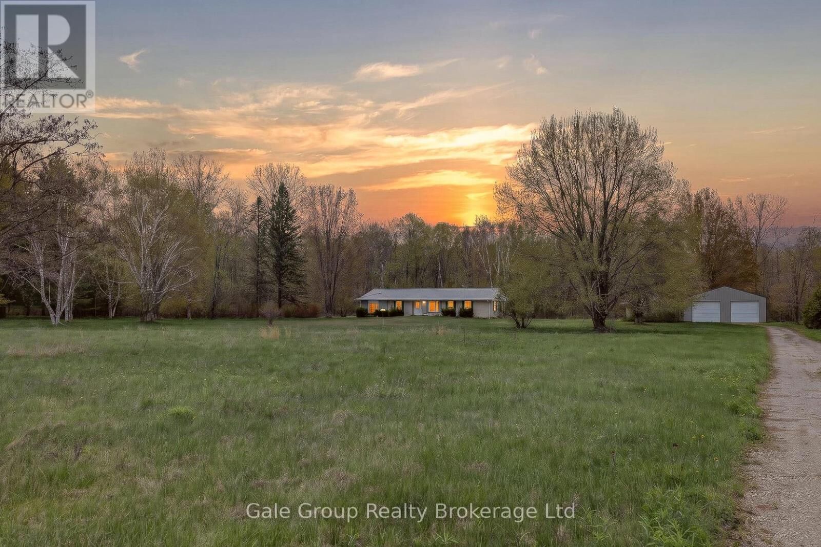 Property Photo:  45227 Dexter Line  ON N0L 2H0 