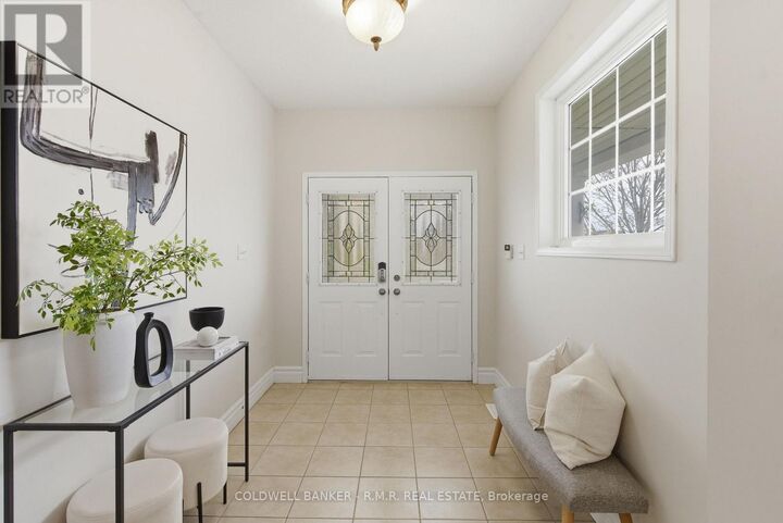 Photo de la propriété:  1420 Coldstream Drive  ON L1K 2Y8 
