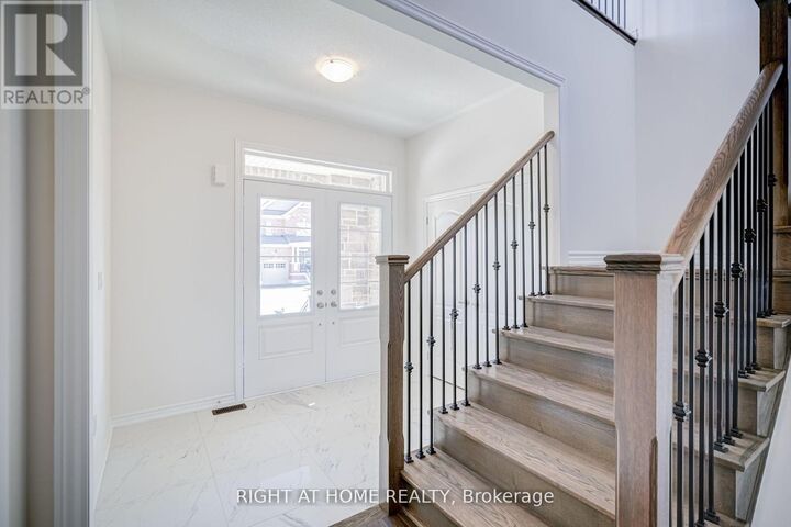 Property Photo:  96 Connell Drive  ON L4P 1J5 