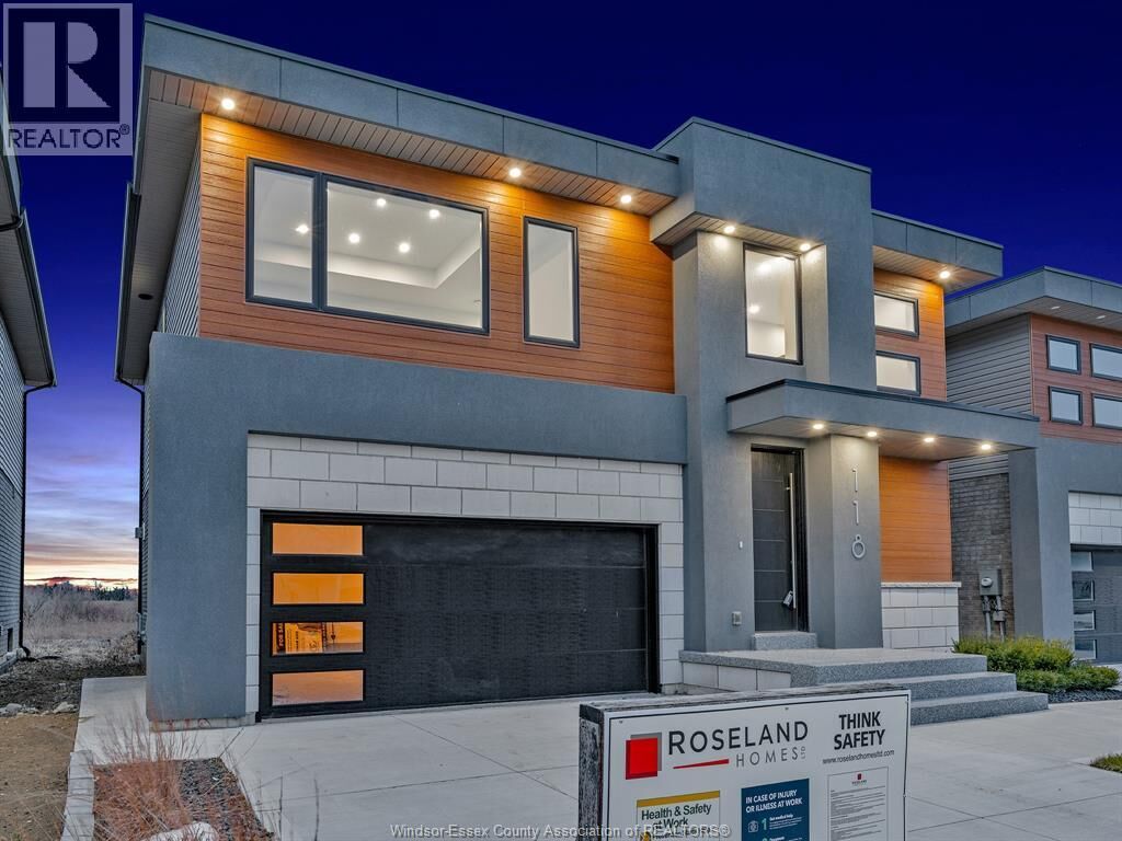 Property Photo:  118 Bear Street  ON N8M 0A9 