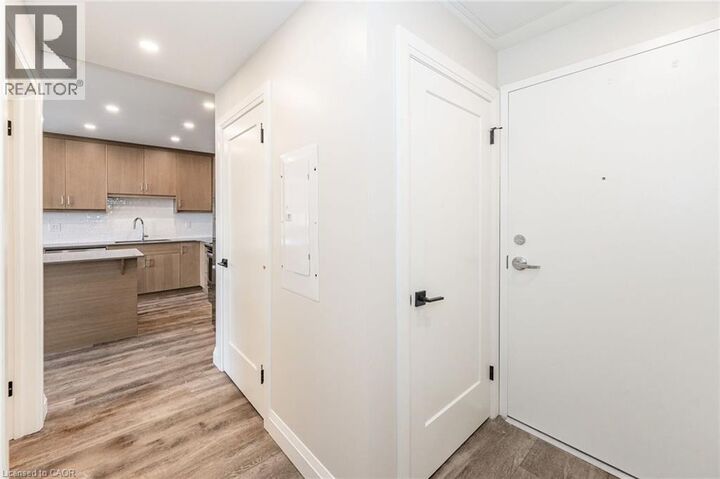 Property Photo:  72 Erb Street East 203  ON N2J 1L8 