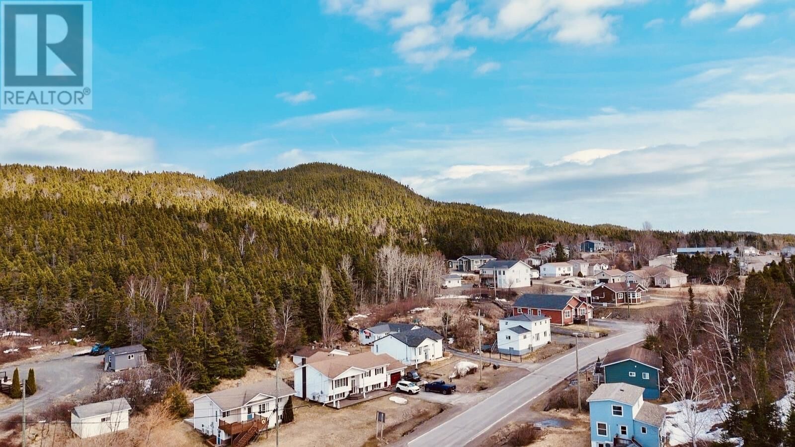Property Photo:  332 Main Street  NL  