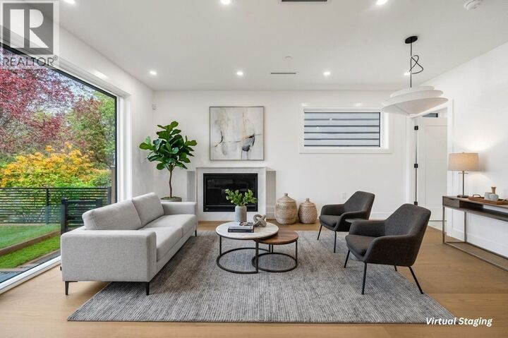 Property Photo:  950 W 17th 1  BC V5Z 1V4 