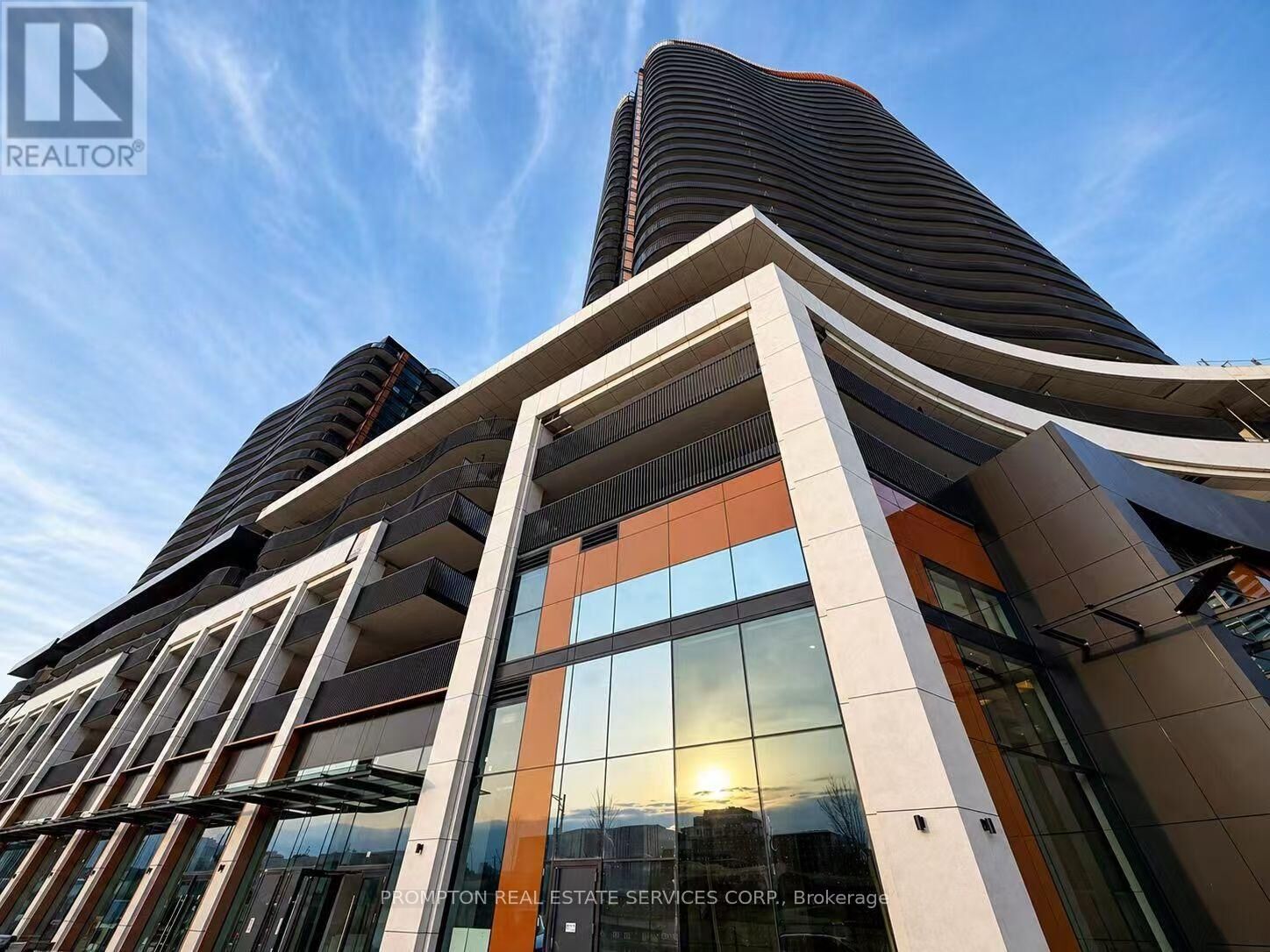 Property Photo:  75 Billes Heights 527  ON M2K 0J8 