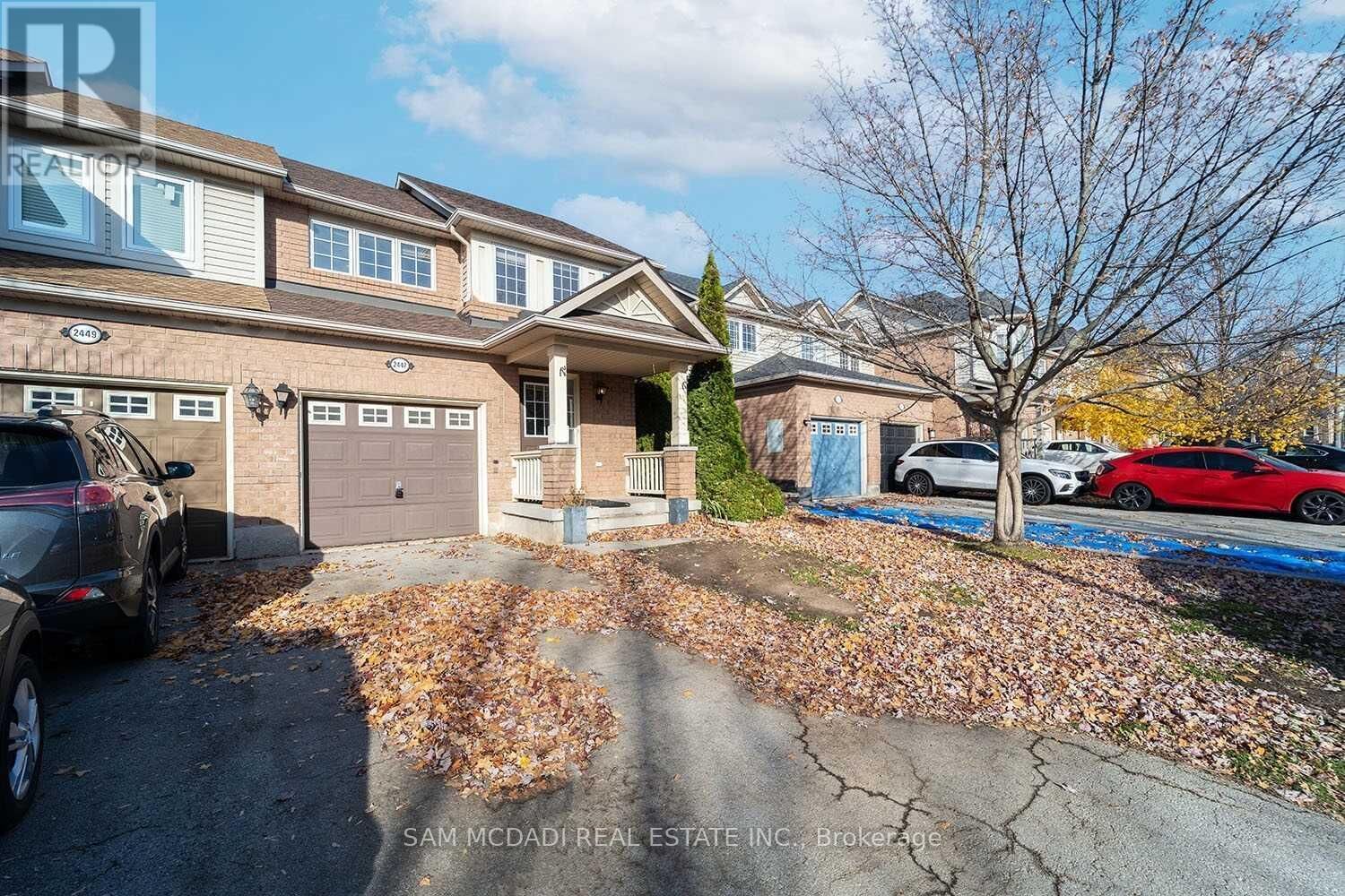 Property Photo:  2447 Baintree Crescent  ON L6M 4W9 