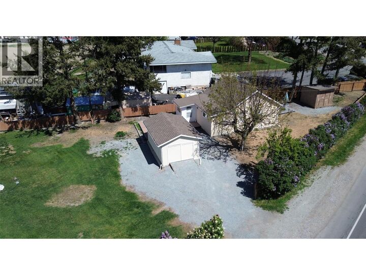 Property Photo:  302 Valley Road North  BC V1V 2G1 