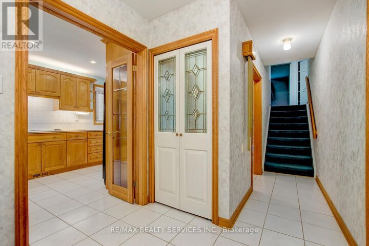 Property Photo:  101 George Henry Boulevard  ON M2J 1G1 
