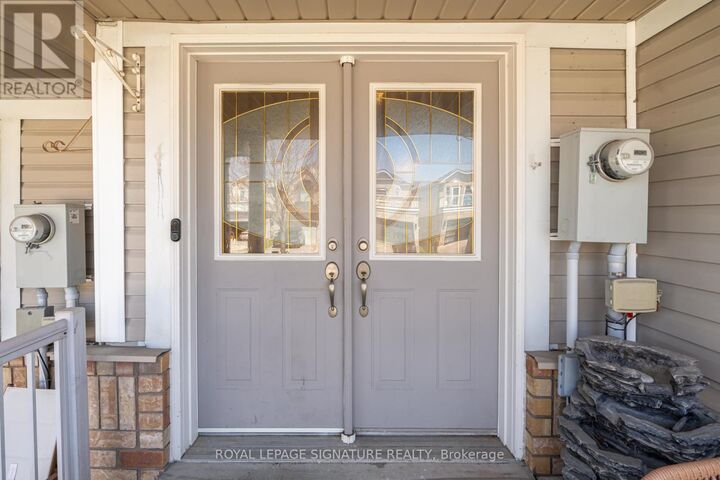 Property Photo:  25 Beadle Drive  ON L1S 7P1 
