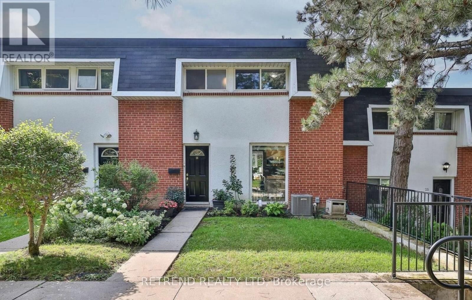 Property Photo:  94 George Henry Boulevard 26  ON M2J 1E7 