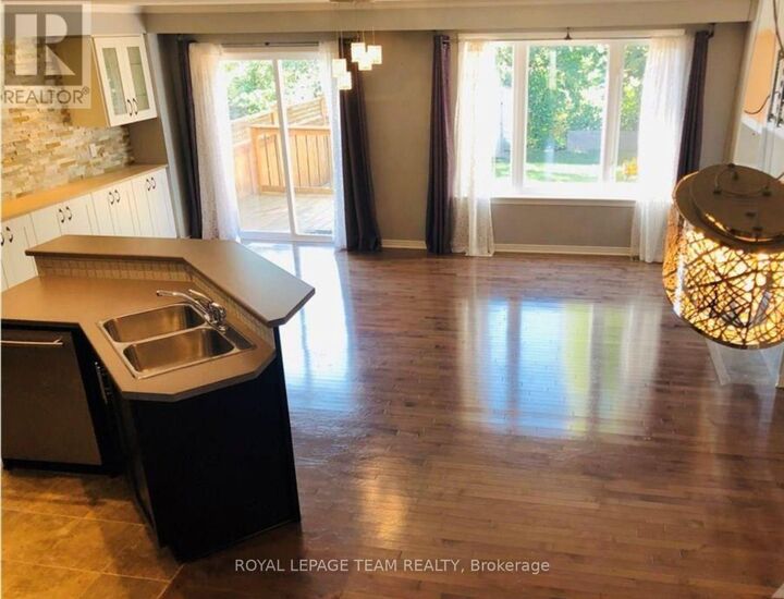 Property Photo:  381 Celtic Ridge Crescent  ON K2W 0B5 