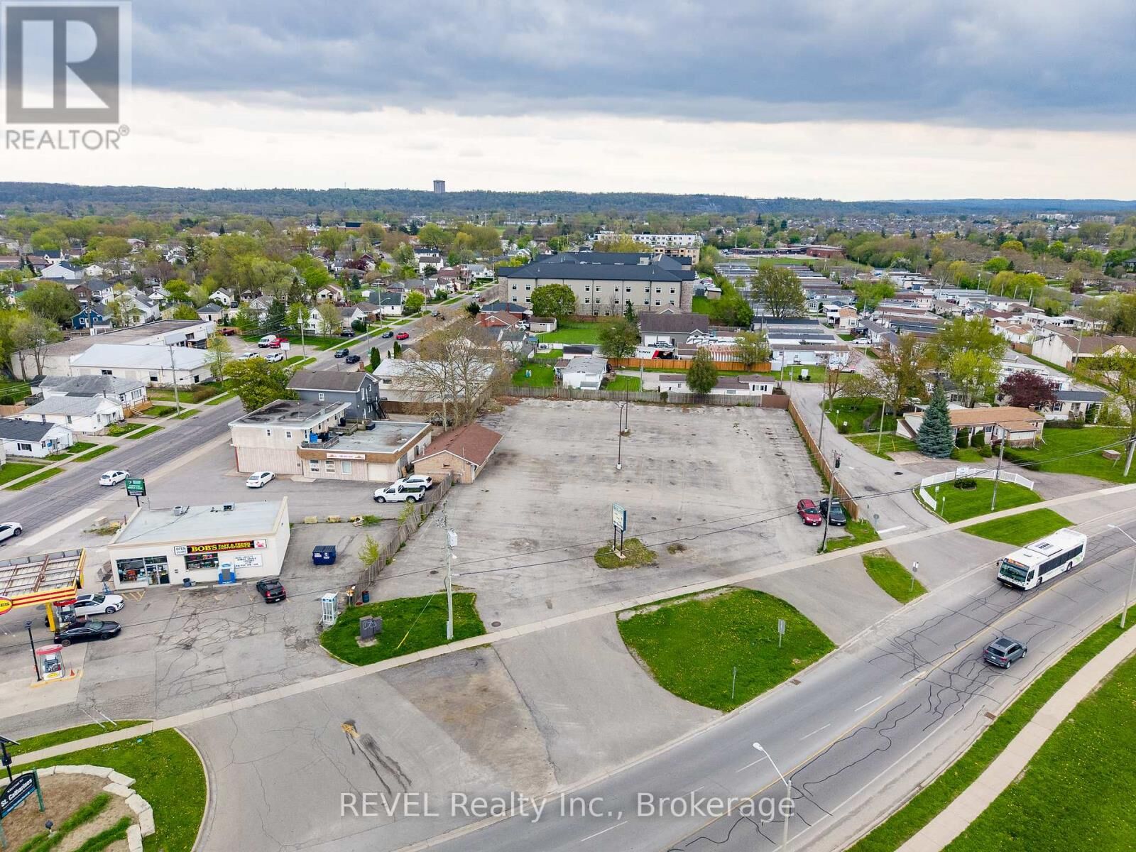 Property Photo:  239 St. Paul Street West  ON L2S 2E4 