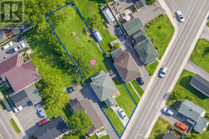 Property Photo:  174 Barrie Road  ON L3V 2R2 