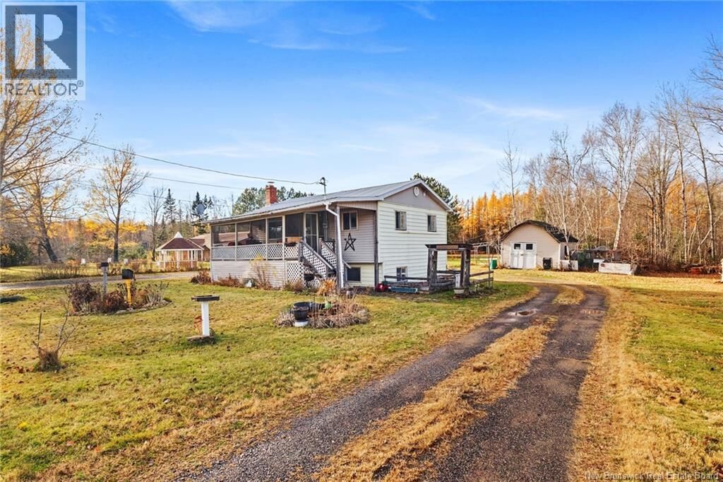 Property Photo:  32 Pleasant Drive  NB E4A 1S3 