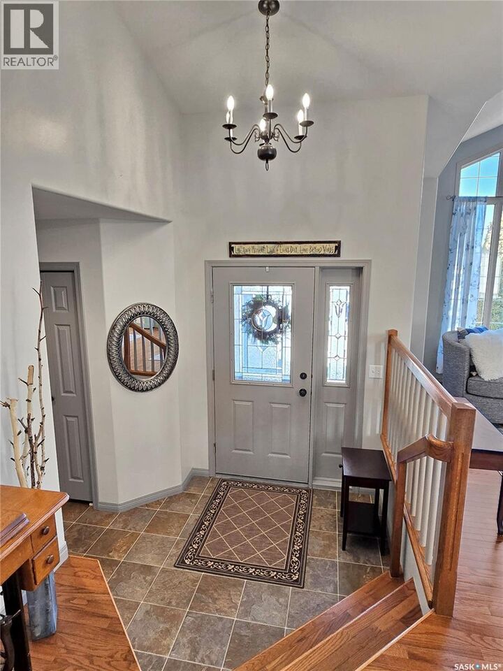 Property Photo:  114 Woods Court  SK S7N 4M2 