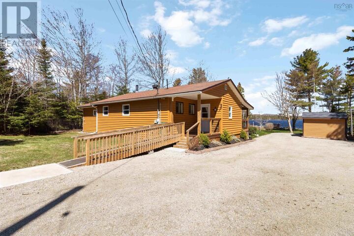 Property Photo:  198 Spruce Drive  NS B0R 1E0 