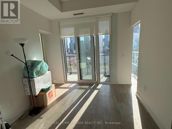 Property Photo:  121 Lower Sherbourne Street 1556  ON M5A 1Y4 