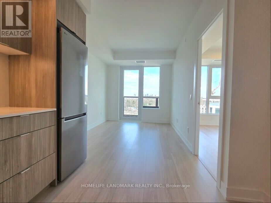 Property Photo:  60 Central Park Road Way 1507  ON M9A 0E6 
