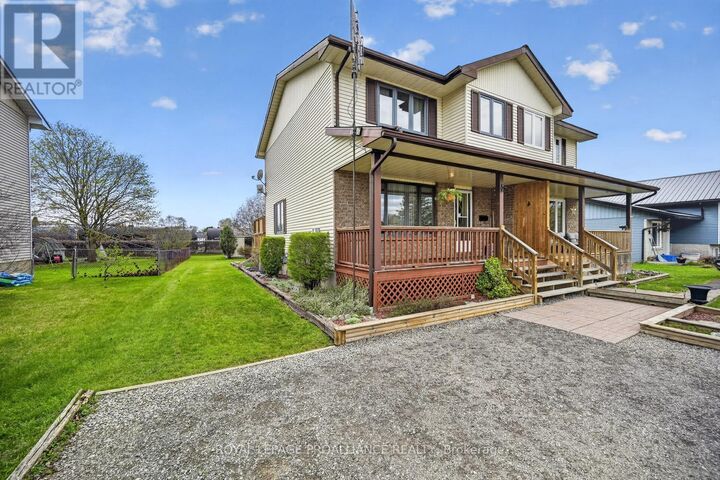 Property Photo:  5126 Meadowland Drive West  ON K0E 1E0 